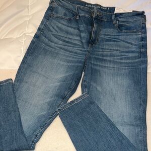 Women’s NWT American Eagle Next Level Stretch Jean Jeggings sz 14 Short Low Rise